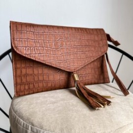 Clutch Bag color Gavial Marron