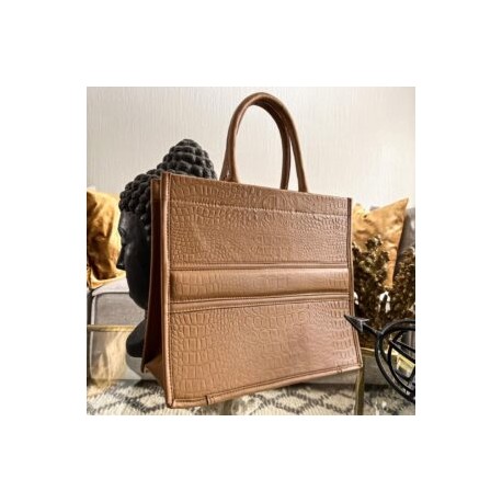 ALPHA TOTE COLOSSAL AVELLANA