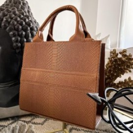 Bolsa TOTE  MEDIANA nacional sintético grabado pitón Camel + CENEFA