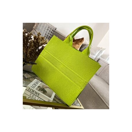 Bolsa Tote Grande nacional sintético grabado víbora color Verde Limón