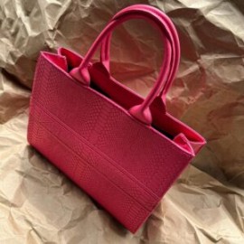 Bolsa Tote Grande nacional sintético grabado víbora Fucsia