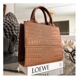 Bolsa Tote Mediana nacional sintético grabado Croco Camel